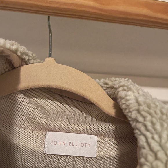 John Elliott ‘22 fleece - Picture 3 of 5